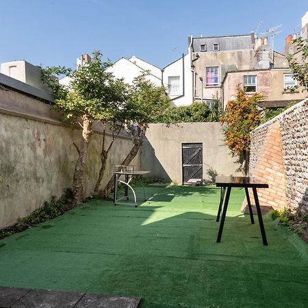 Quality Stay Rooms Hove Exteriér fotografie