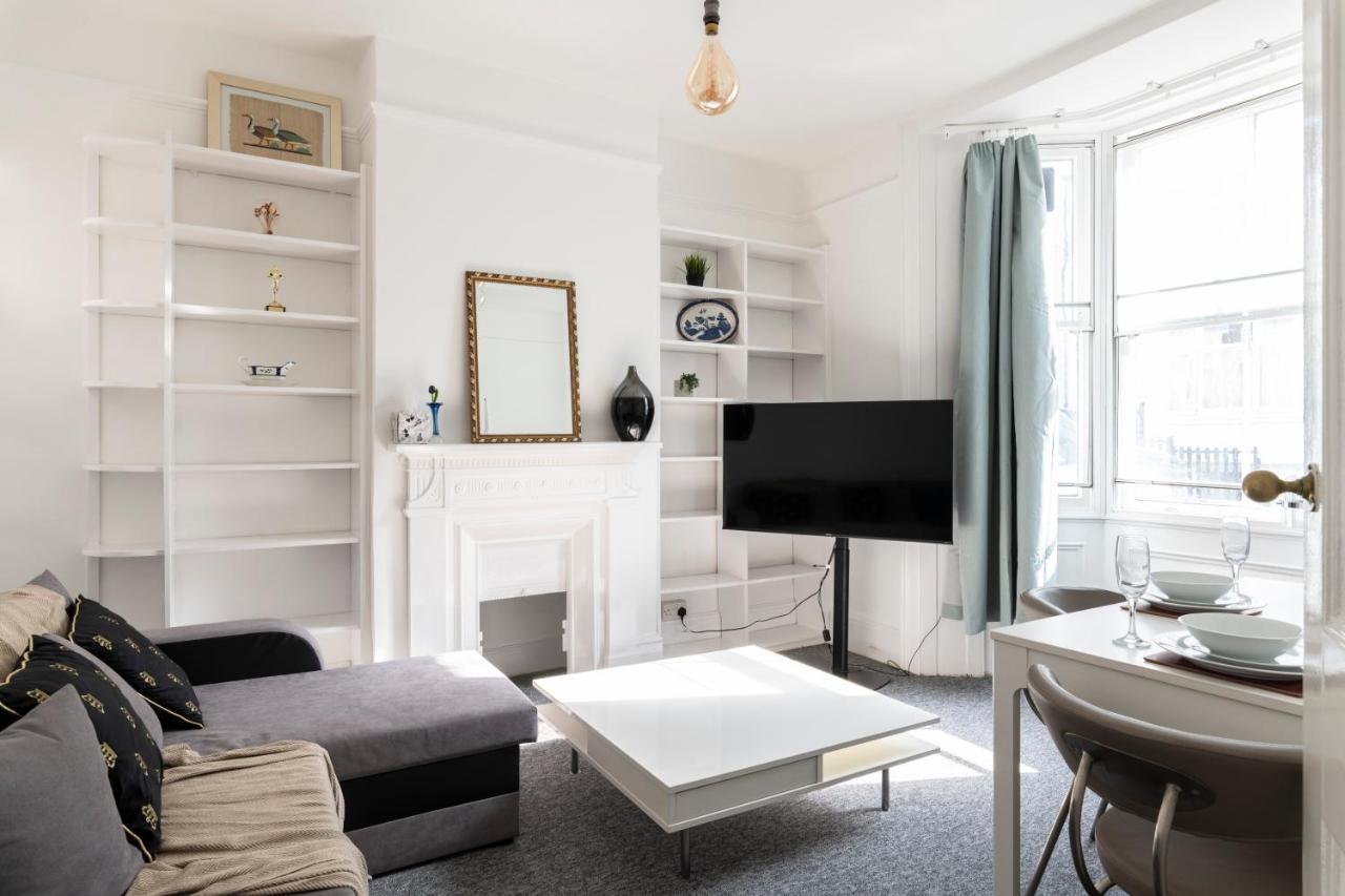 Quality Stay Rooms Hove Exteriér fotografie